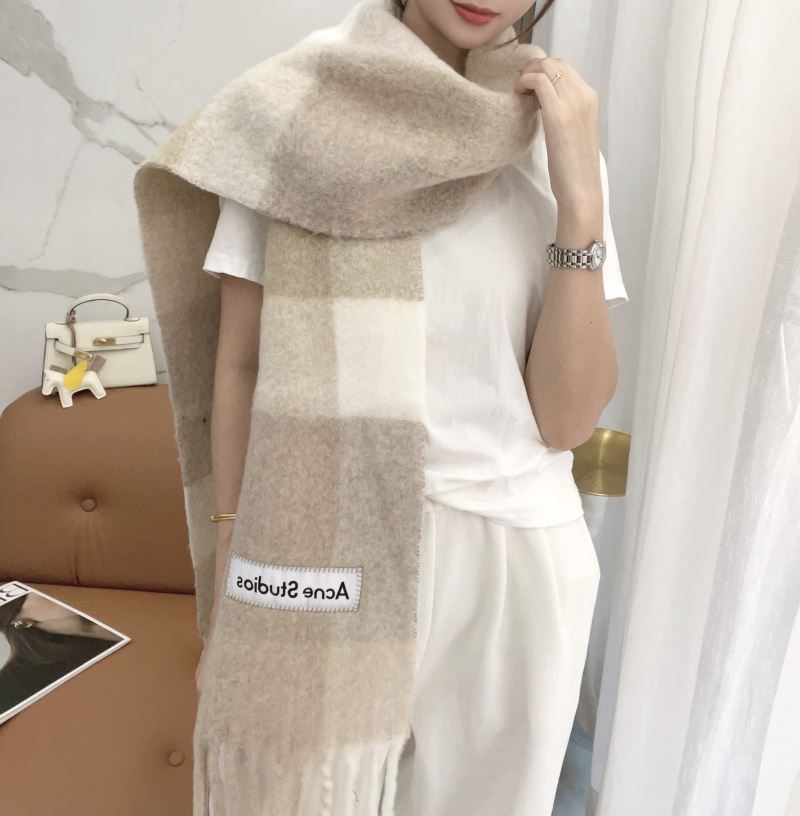 Acne Scarf